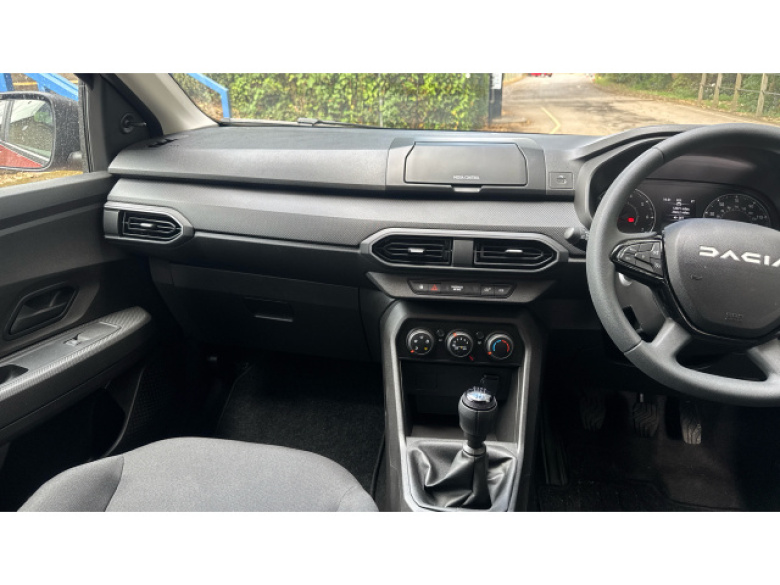 Dacia Jogger 1.0 TCe Essential 5dr Petrol Estate